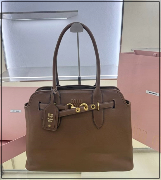 00513321409e518253191020b2a8c50c_1763987329_0717.jpg 00513321409e518253191020b2a8c50c_1763987329_0717.jpg