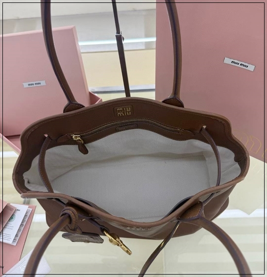 00513321409e518253191020b2a8c50c_1763987339_2933.jpg 00513321409e518253191020b2a8c50c_1763987339_2933.jpg