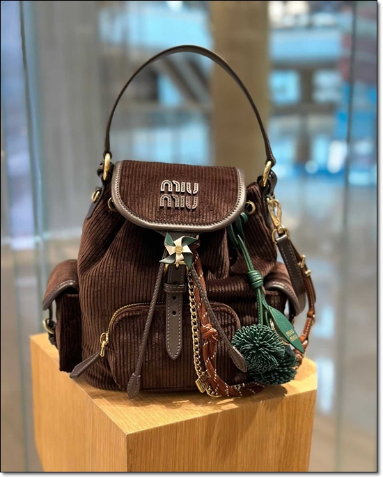 103415a04c4d1e88b9623c0cf9a36222_1764142139_6275.jpg 103415a04c4d1e88b9623c0cf9a36222_1764142139_6275.jpg