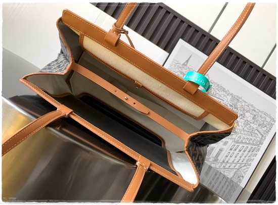 66e0db464e81d54ae430d3d69545858c_1763961061_0189.jpg 66e0db464e81d54ae430d3d69545858c_1763961061_0189.jpg