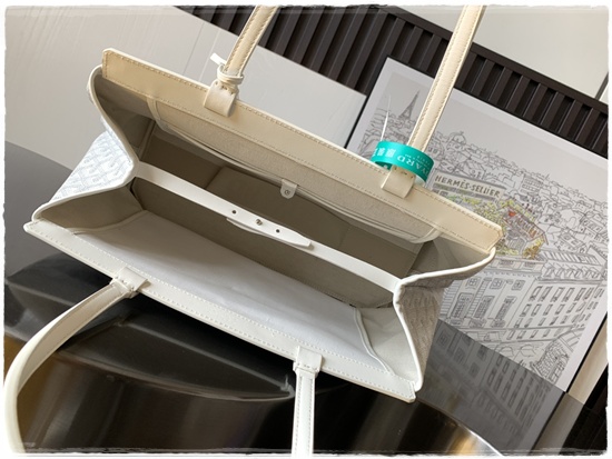 66e0db464e81d54ae430d3d69545858c_1763961219_6346.jpg 66e0db464e81d54ae430d3d69545858c_1763961219_6346.jpg