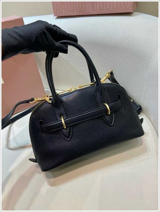 a19bc78489ca4ddbb3788dc075478a91_1763730816_0115.jpg a19bc78489ca4ddbb3788dc075478a91_1763730816_0115.jpg