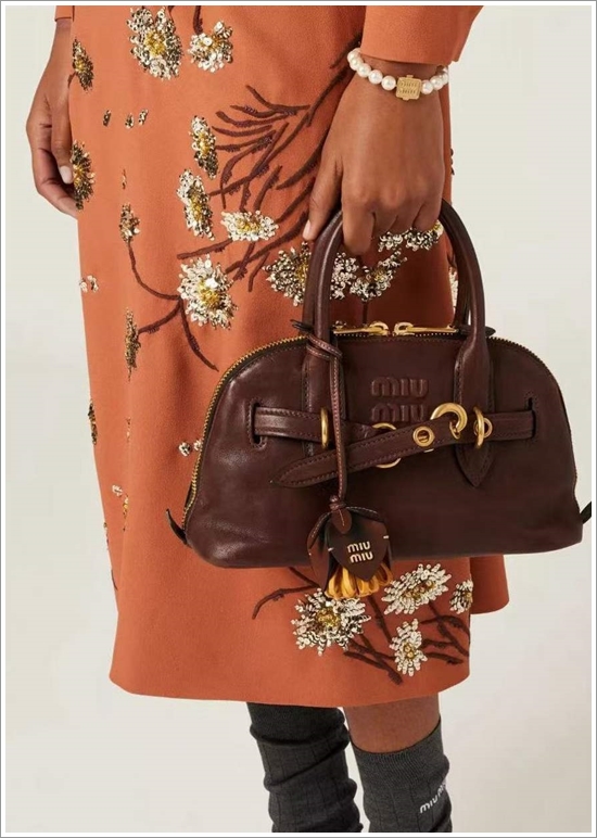 a19bc78489ca4ddbb3788dc075478a91_1763730832_7221.jpg a19bc78489ca4ddbb3788dc075478a91_1763730832_7221.jpg