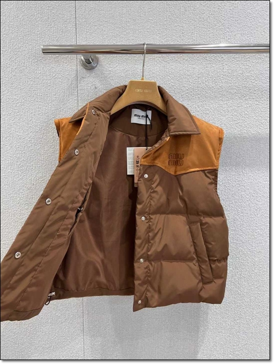 a30bec8dfadc75f7e28b823c12ffd01f_1764027048_3596.jpg a30bec8dfadc75f7e28b823c12ffd01f_1764027048_3596.jpg