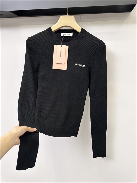 b530600aeba631ded377486fc2e9967e_1763643627_1886.jpg b530600aeba631ded377486fc2e9967e_1763643627_1886.jpg