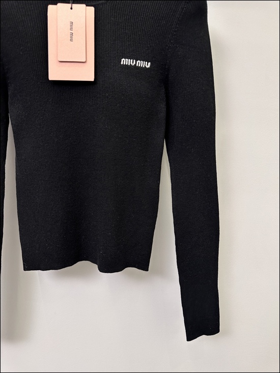 b530600aeba631ded377486fc2e9967e_1763643641_5657.jpg b530600aeba631ded377486fc2e9967e_1763643641_5657.jpg