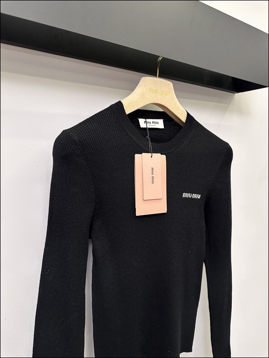 b530600aeba631ded377486fc2e9967e_1763643641_8816.jpg b530600aeba631ded377486fc2e9967e_1763643641_8816.jpg