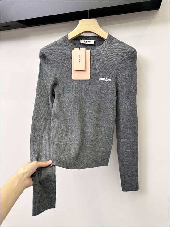 b530600aeba631ded377486fc2e9967e_1763643675_172.jpg b530600aeba631ded377486fc2e9967e_1763643675_172.jpg