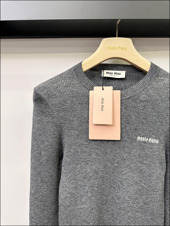 b530600aeba631ded377486fc2e9967e_1763643676_1386.jpg b530600aeba631ded377486fc2e9967e_1763643676_1386.jpg