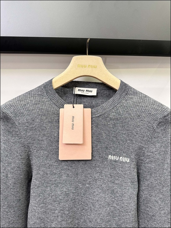 b530600aeba631ded377486fc2e9967e_1763643687_6083.jpg b530600aeba631ded377486fc2e9967e_1763643687_6083.jpg