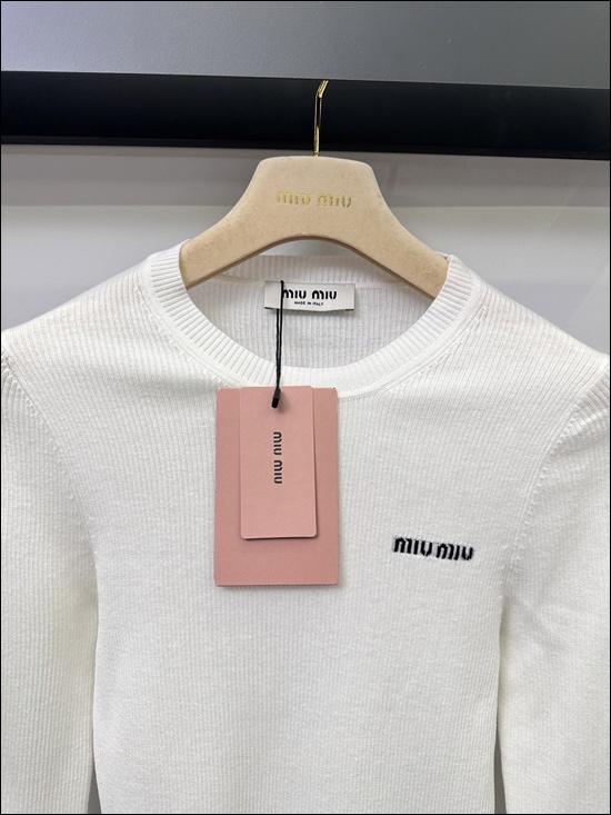 b530600aeba631ded377486fc2e9967e_1763643712_7911.jpg b530600aeba631ded377486fc2e9967e_1763643712_7911.jpg