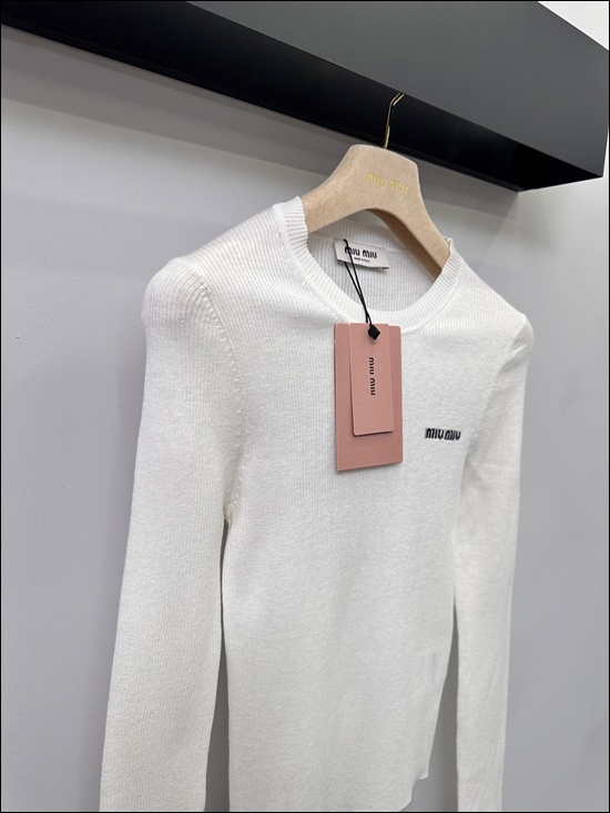 b530600aeba631ded377486fc2e9967e_1763643718_9612.jpg b530600aeba631ded377486fc2e9967e_1763643718_9612.jpg