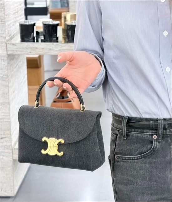 f7d8cfce74ee431c8b2bfb6f1691f82d_1764214098_6224.jpg f7d8cfce74ee431c8b2bfb6f1691f82d_1764214098_6224.jpg