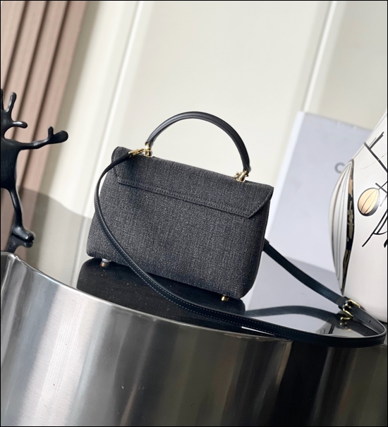 f7d8cfce74ee431c8b2bfb6f1691f82d_1764214198_6308.jpg f7d8cfce74ee431c8b2bfb6f1691f82d_1764214198_6308.jpg