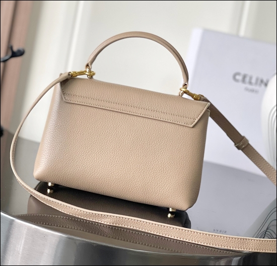 f7d8cfce74ee431c8b2bfb6f1691f82d_1764214281_0352.jpg f7d8cfce74ee431c8b2bfb6f1691f82d_1764214281_0352.jpg