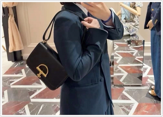 fd63c4b9cb0bb70ab8f17652b44ee7e6_1764060148_1165.jpg fd63c4b9cb0bb70ab8f17652b44ee7e6_1764060148_1165.jpg