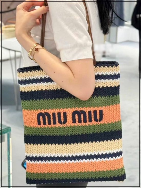 72882f4a0e3e10de07d0ce708c7a176b_1764669172_7214.jpg 72882f4a0e3e10de07d0ce708c7a176b_1764669172_7214.jpg