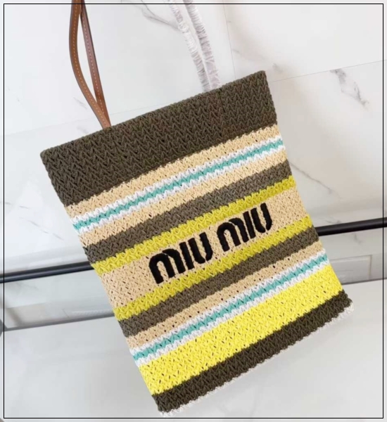 72882f4a0e3e10de07d0ce708c7a176b_1764669189_2469.jpg 72882f4a0e3e10de07d0ce708c7a176b_1764669189_2469.jpg