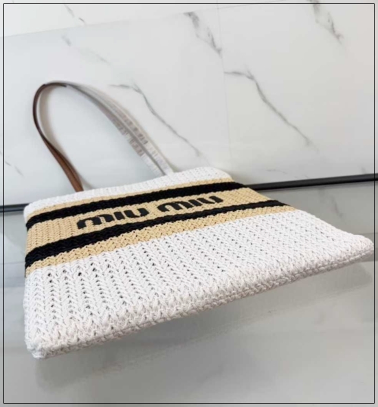 72882f4a0e3e10de07d0ce708c7a176b_1764669229_2472.jpg 72882f4a0e3e10de07d0ce708c7a176b_1764669229_2472.jpg