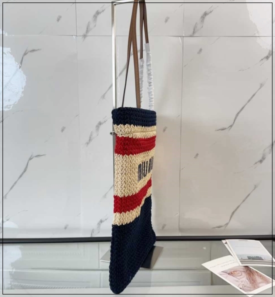 72882f4a0e3e10de07d0ce708c7a176b_1764669269_2402.jpg 72882f4a0e3e10de07d0ce708c7a176b_1764669269_2402.jpg