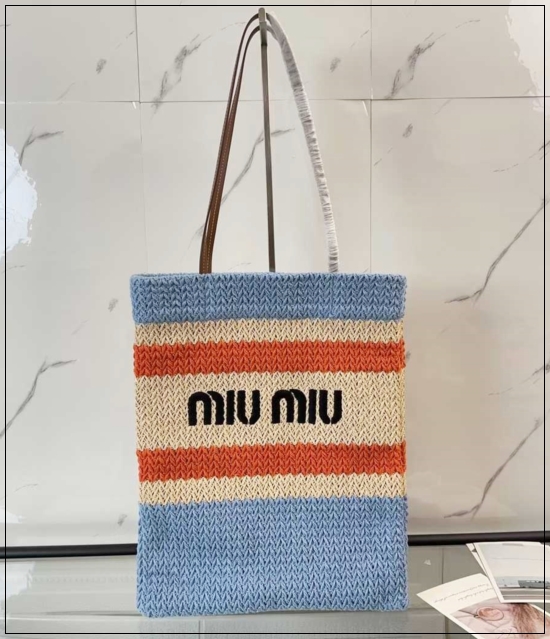 72882f4a0e3e10de07d0ce708c7a176b_1764669371_6406.jpg 72882f4a0e3e10de07d0ce708c7a176b_1764669371_6406.jpg