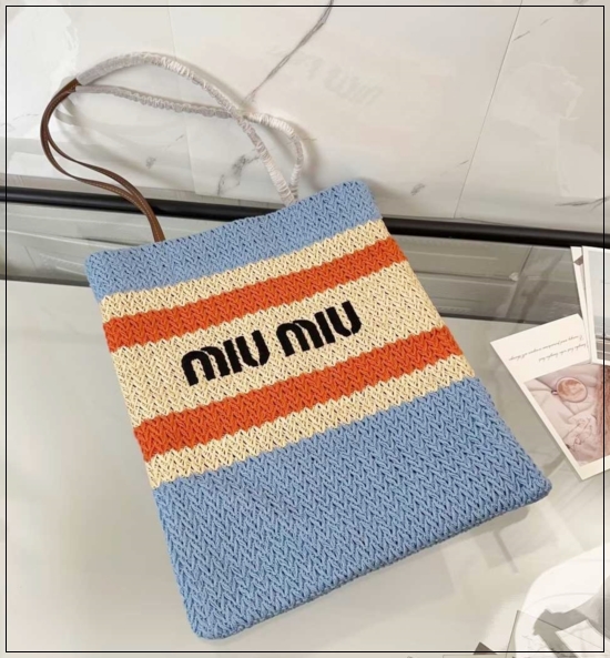 72882f4a0e3e10de07d0ce708c7a176b_1764669371_9286.jpg 72882f4a0e3e10de07d0ce708c7a176b_1764669371_9286.jpg