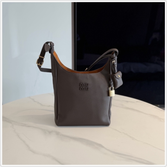 8e3aa2cef577caacfea88a4e0b24a97b_1765164156_1042.jpg 8e3aa2cef577caacfea88a4e0b24a97b_1765164156_1042.jpg