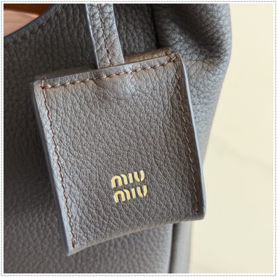 8e3aa2cef577caacfea88a4e0b24a97b_1765164158_71.jpg 8e3aa2cef577caacfea88a4e0b24a97b_1765164158_71.jpg