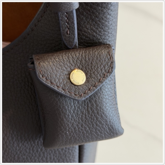 8e3aa2cef577caacfea88a4e0b24a97b_1765164159_1868.jpg 8e3aa2cef577caacfea88a4e0b24a97b_1765164159_1868.jpg