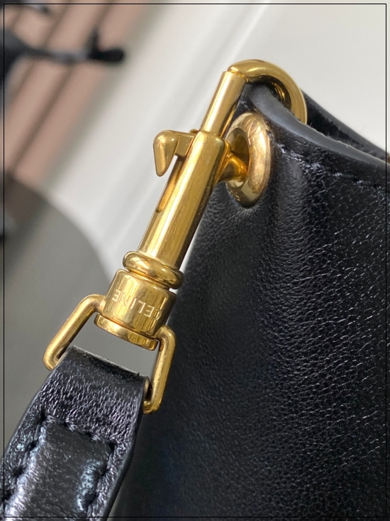 c503cd78a8a3a4834efa65d9fbb35b88_1764745815_5642.jpg c503cd78a8a3a4834efa65d9fbb35b88_1764745815_5642.jpg