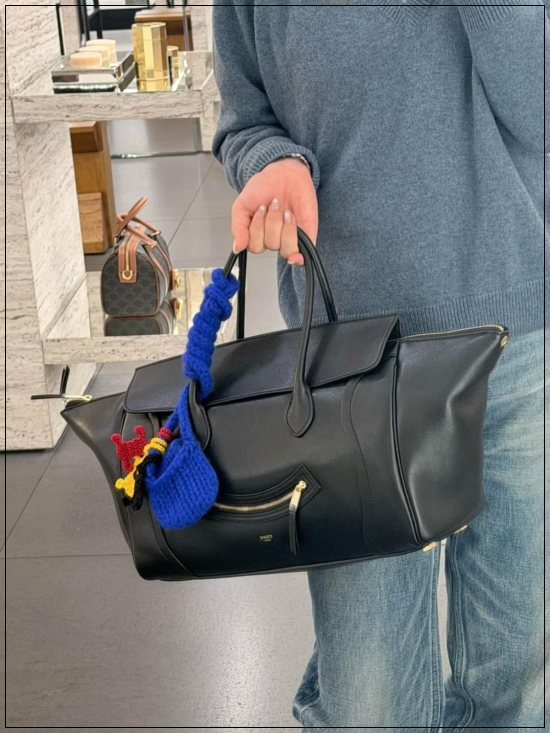 c503cd78a8a3a4834efa65d9fbb35b88_1764745831_3014.jpg c503cd78a8a3a4834efa65d9fbb35b88_1764745831_3014.jpg