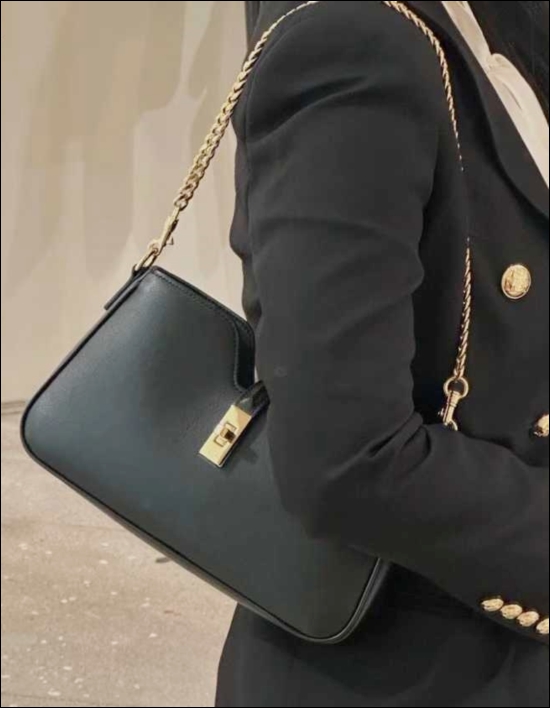 ce1781aa32d3a7925a080714f4b55177_1765850442_2473.jpg ce1781aa32d3a7925a080714f4b55177_1765850442_2473.jpg