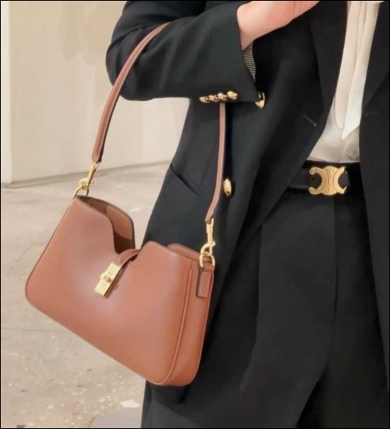 ce1781aa32d3a7925a080714f4b55177_1765850443_5088.jpg ce1781aa32d3a7925a080714f4b55177_1765850443_5088.jpg