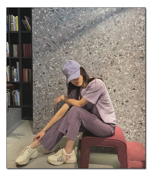 힙스러운 남녀 누구나 가능!! 구찌 라이톤 하나만으로 어글리한 feel이 가득!