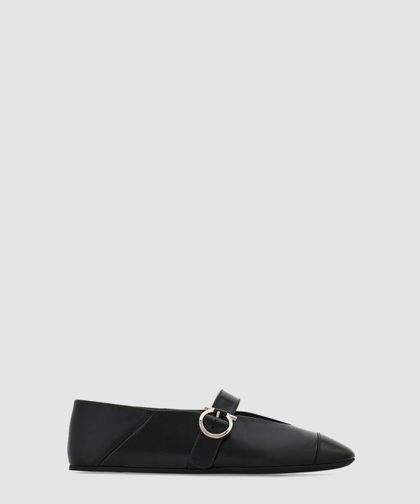 [FERRAGAMO-페라가모] 간치니 발레 플랫 01J947