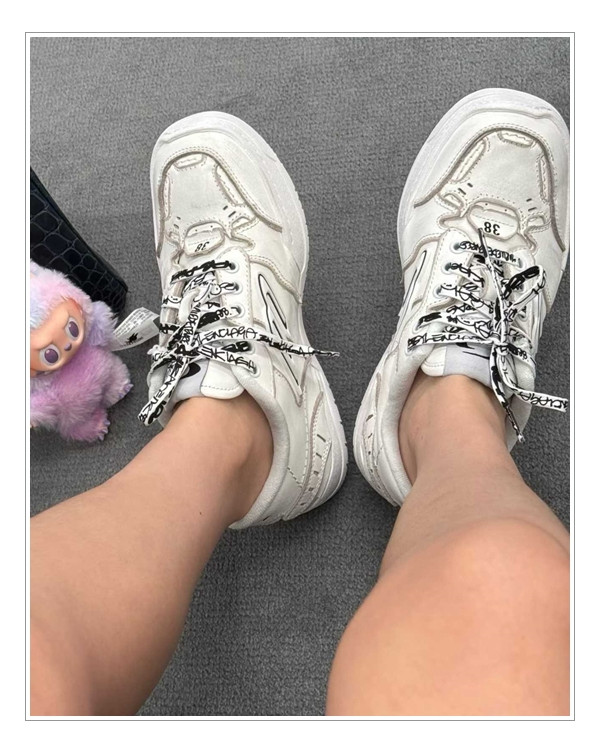 발렌시아가 스니커즈 햄튼스 원 아웃 - 남 녀 경계를 지운 커플 Shoes