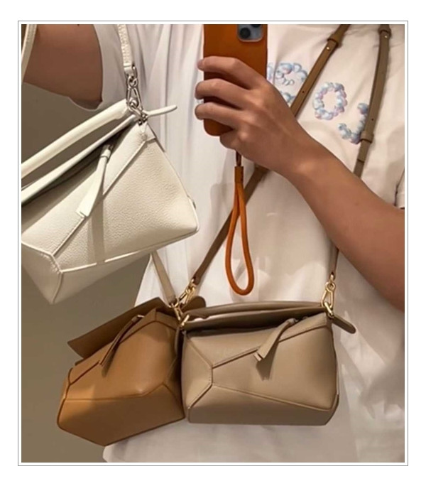 정밀한 컷팅법을 제대로 보여주는, 로에베 퍼즐백 미니 엣지 호기심을 자극하는bag