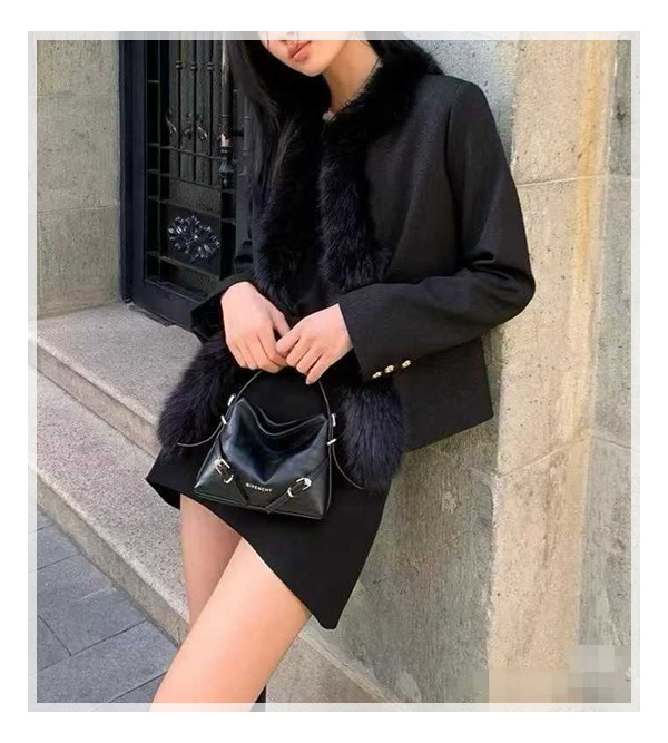 역동적인 에너지가 돋보이는 지방시 부아유, 주요 키워드 몇가지 비교