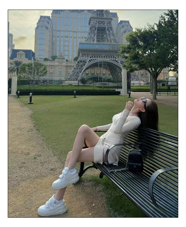 평범함 속에 위트를 더하는 신발 - 아크네 스튜디오 스니커즈,레트로 감성 담기