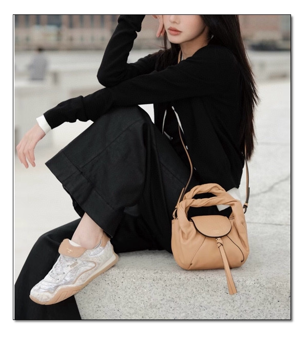 반전에 반전 그 이상을~ 펜디 스니커즈 COLOR 선택 가이드 꿀팁으로 정리