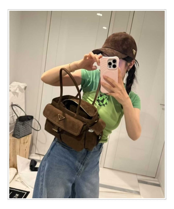 PRADA의 재발견, 프라다 익스플로어 숨은 명작이라고 부를만큼 독보적 가치