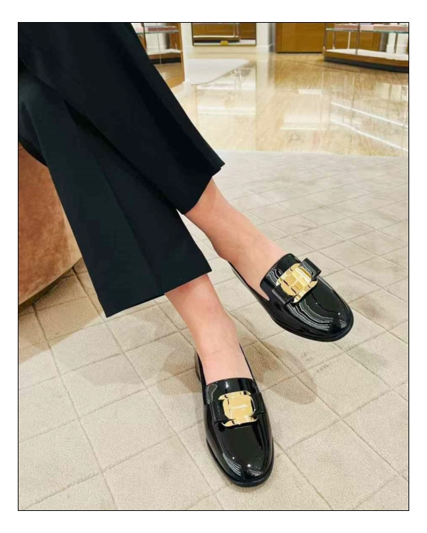 바라 플레이트 Point=> 페라가모 로퍼 사계절 동반자로 Good!!!