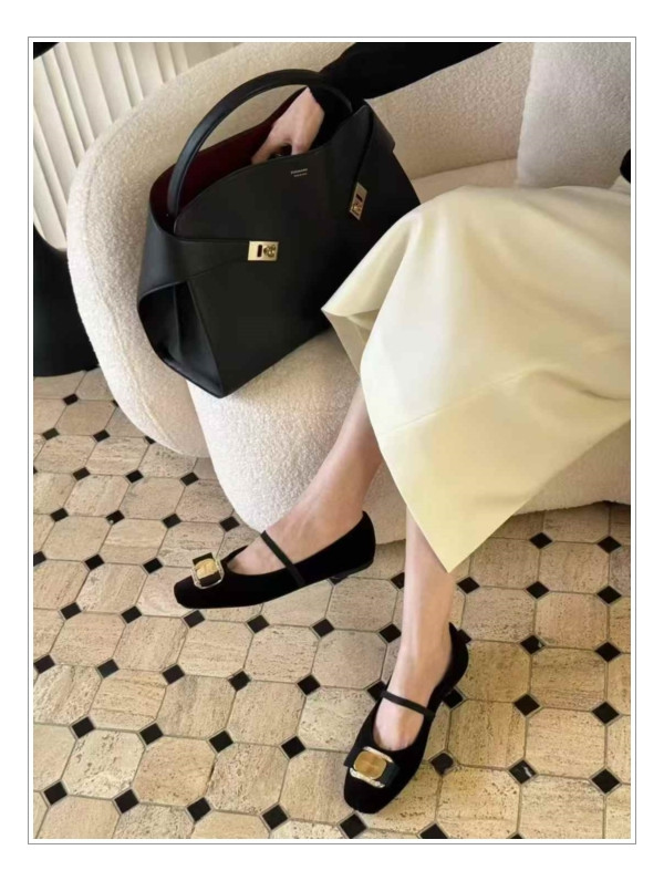 발레리나슈즈, 페라가모 메리제인 첫눈에 반해서 오래 소장하는 잇템으로 저장