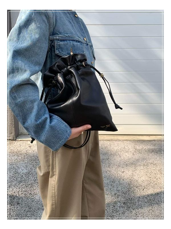 파리를 빛낸 셀린느 크리스탈 파우치 / 스타일링 꿀팁 전수로 점수따기