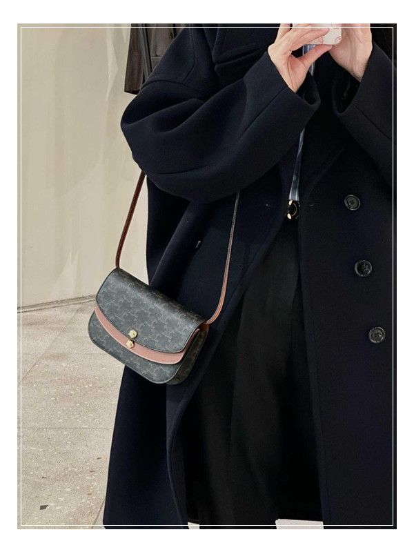 WOC 형태 중에서 가장 마음에 드는~ 셀린느 듀오 스트랩 - DUO 후기